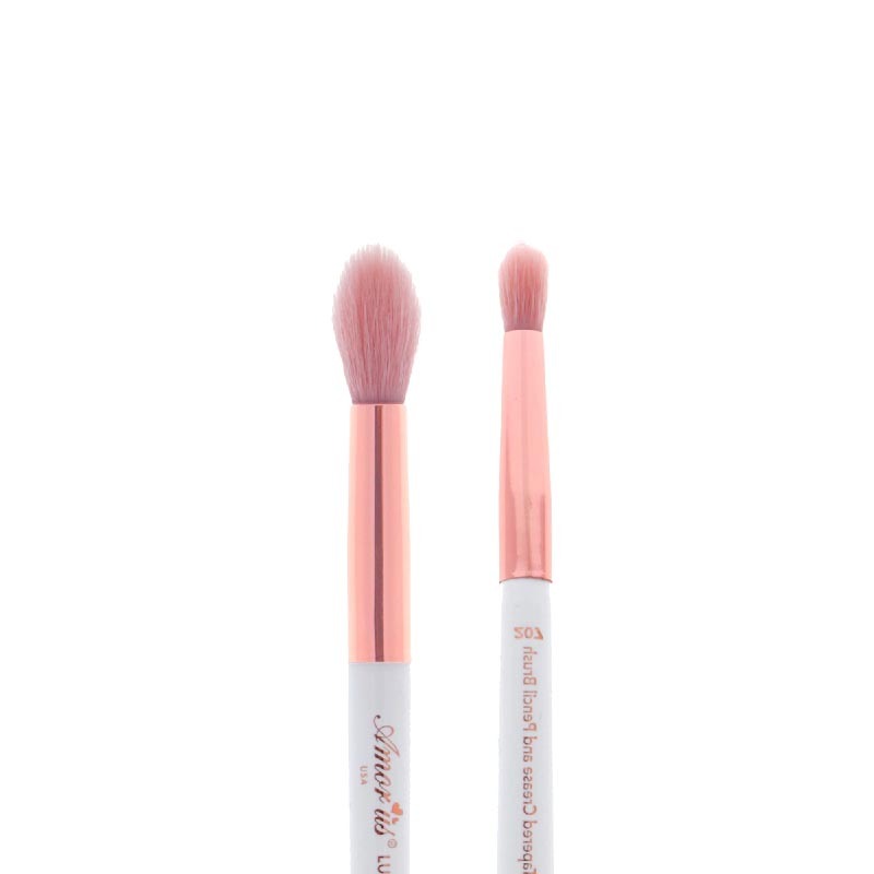 Brocha cónica para sombra Luxe Basics, marca AMOR US ✨