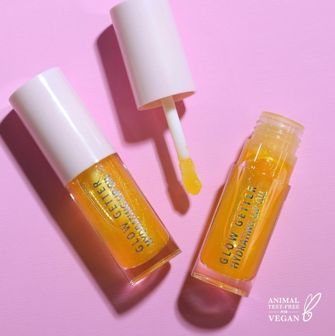 Brillo labial (Lip oil), colección GLOW GETTER, marca MOIRA.