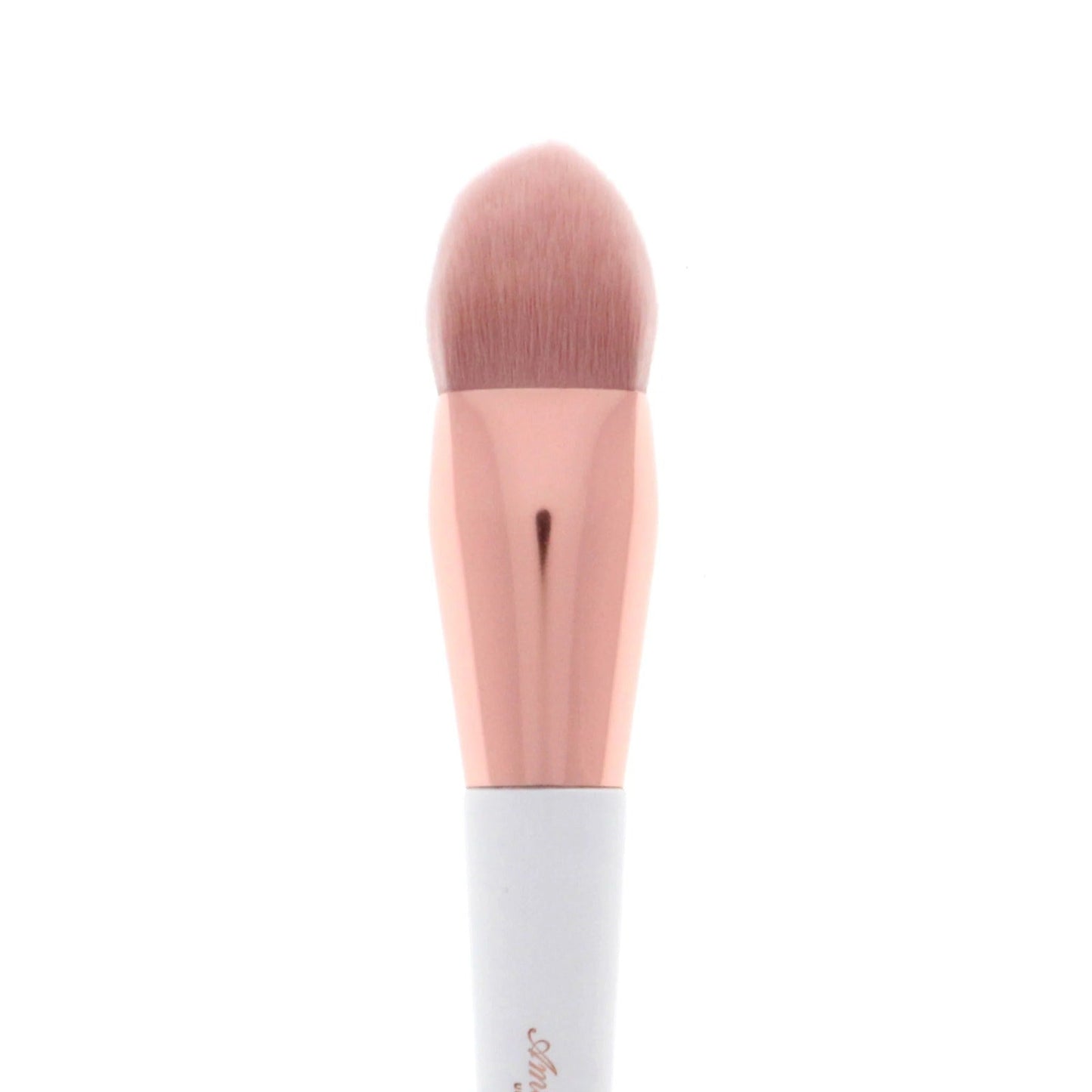 Brocha para base 4D Luxe Basics #211, marca AMOR US ✨