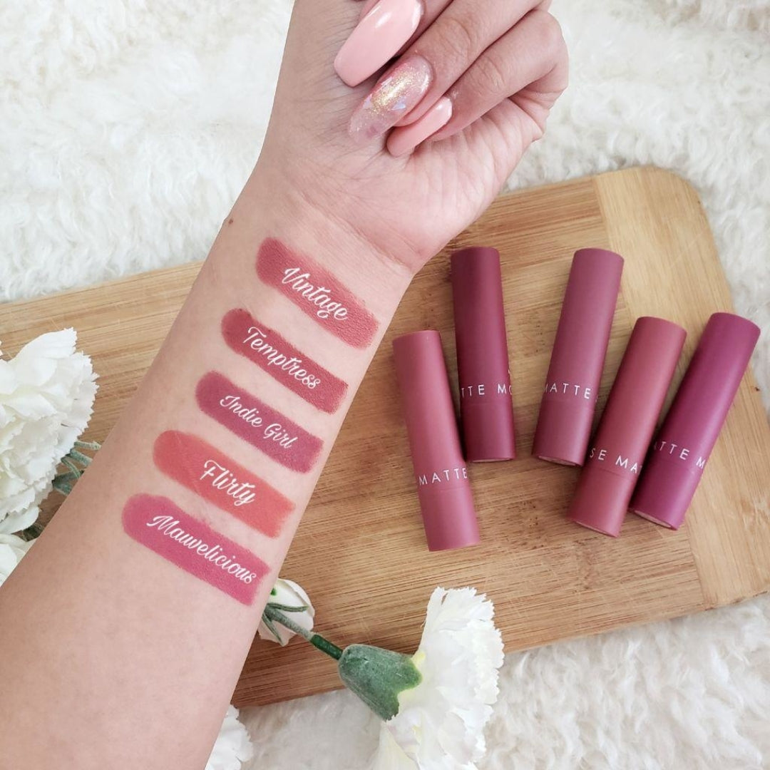 Set de 5 labiales MODEST MAUVES, marca Italia Deluxe