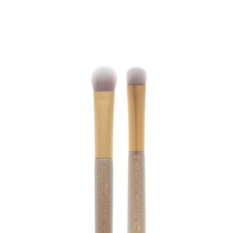 Brocha abanico Gold Crush para contorno de ojos, marca AMOR US ✨