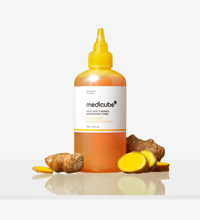 Tónico facial renovador con ácido kójico y cúrcuma 250 ml MEDICUBE
