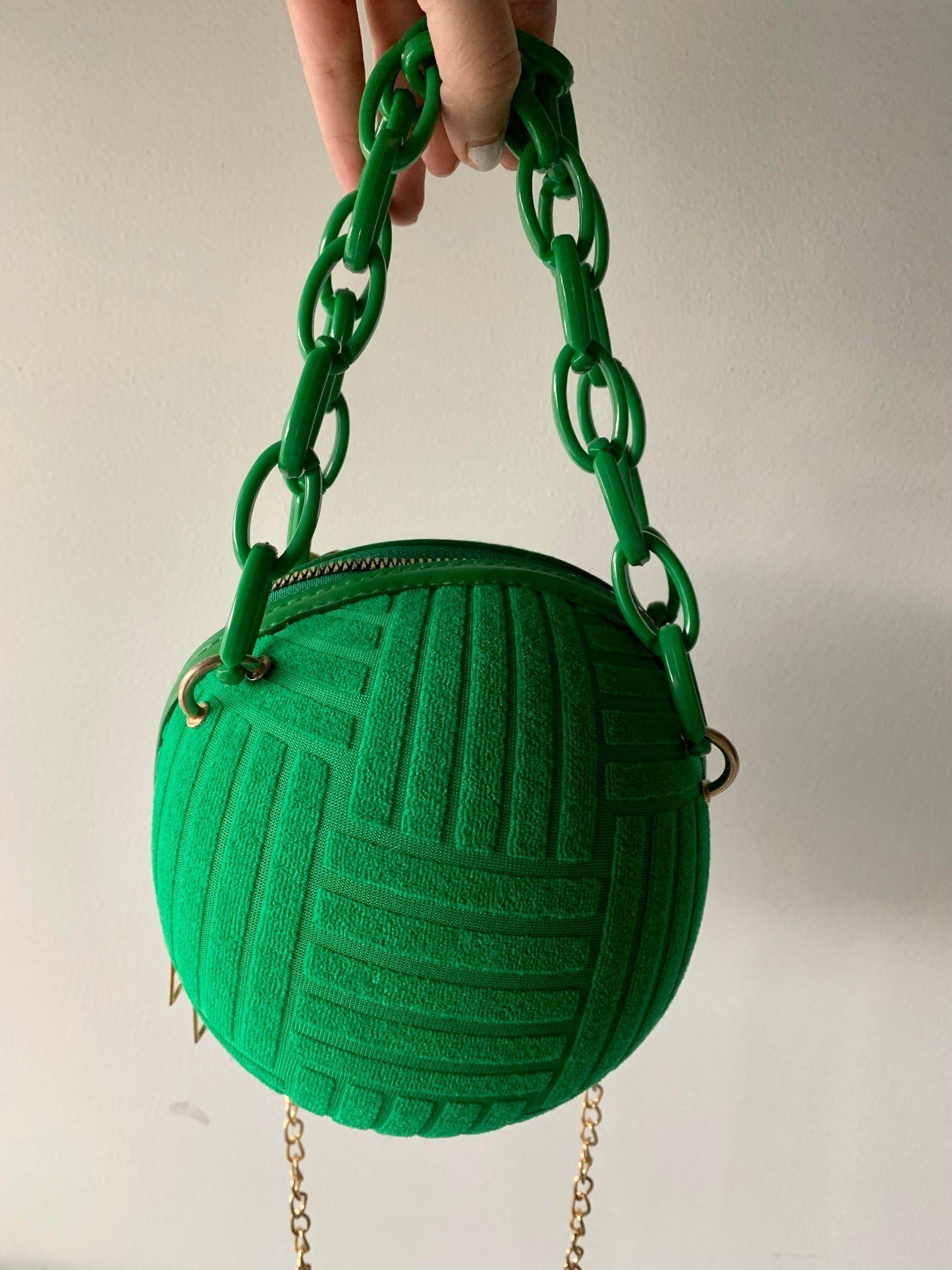 Bolso redondo color verde