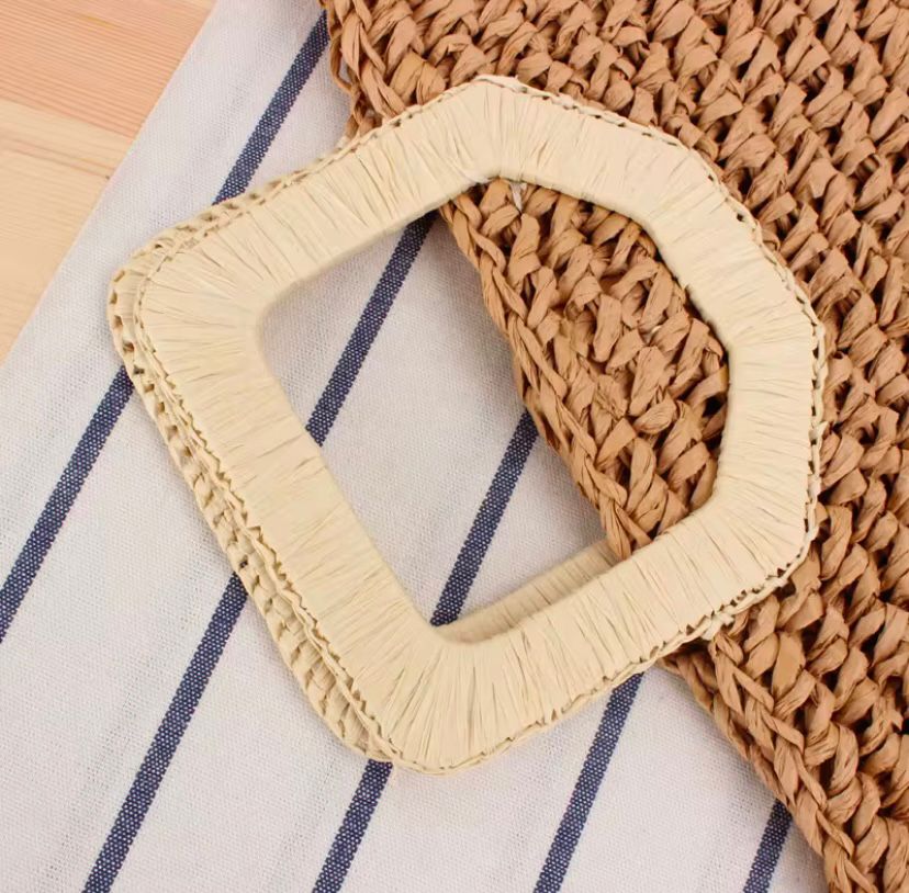 Bolso de paja de mimbre Bohemio tejido a mano, ideal para playa y verano.