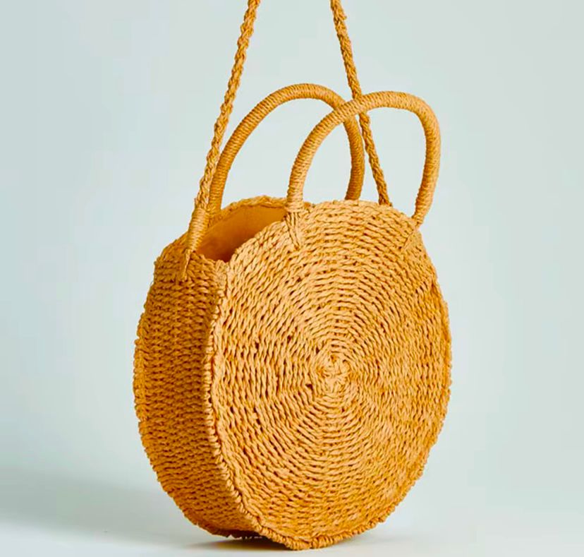 Bolso redondo hecho a mano
