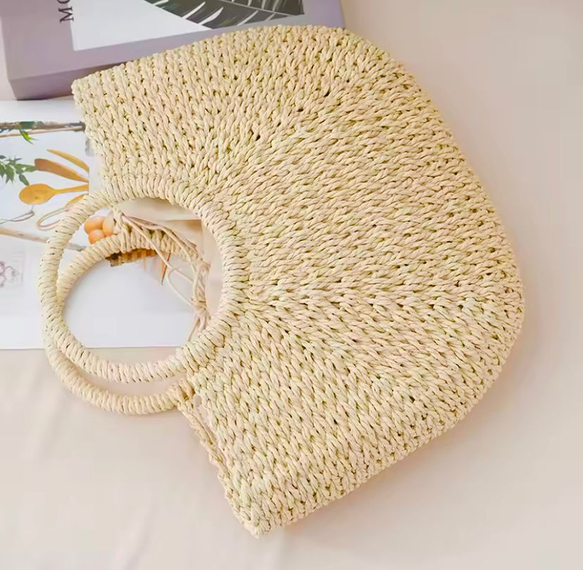 Bolso de paja de media luna, hecho a mano, con asa tejida y gran capacidad, ideal para playa.