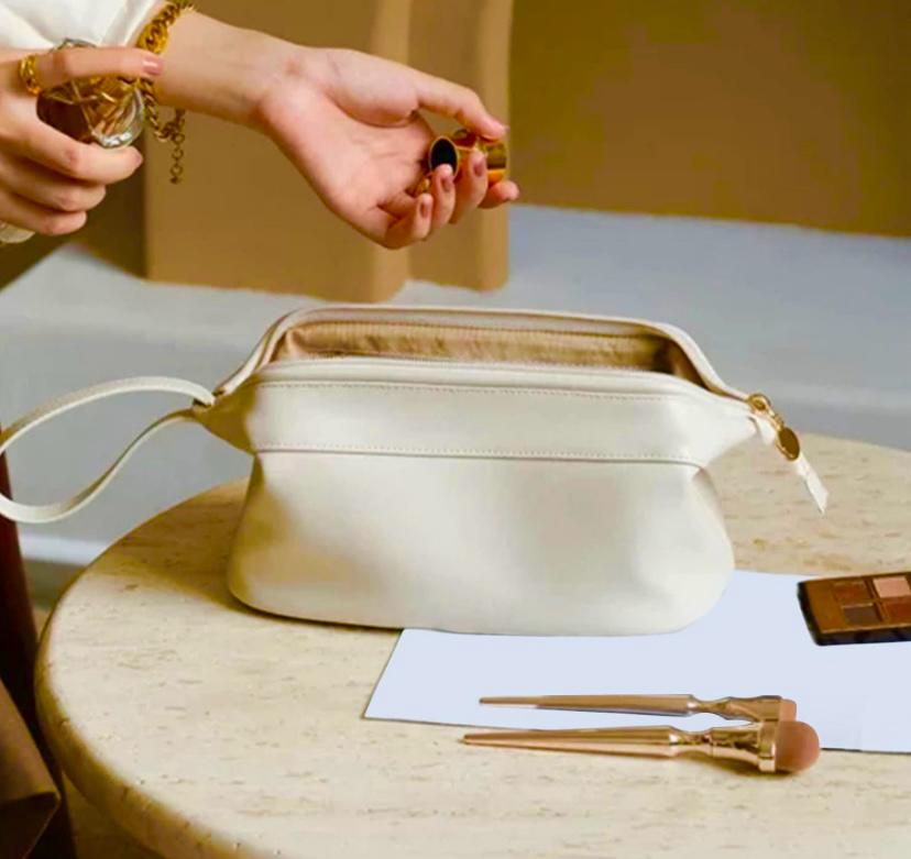 Cosmetiquera de Maquillaje de Doble Compartimento - Elegancia y Funcionalidad 👜
