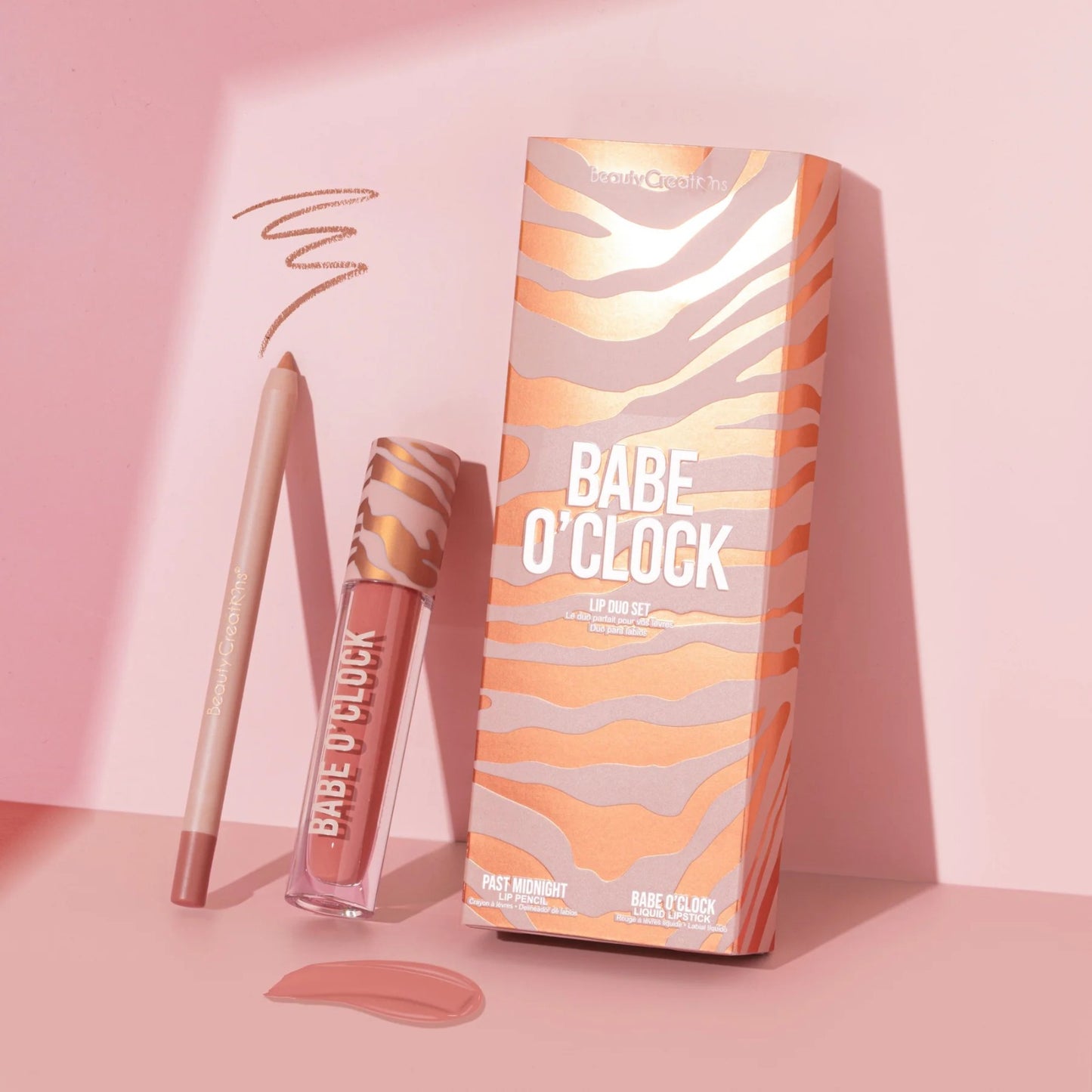 Delineador y labial, marca BEAUTY CREATIONS