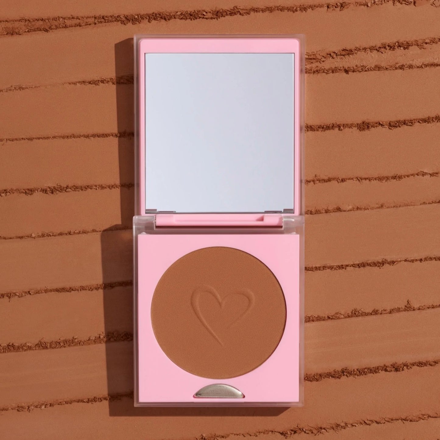 Bronceador en polvo, marca BEAUTY CREATIONS